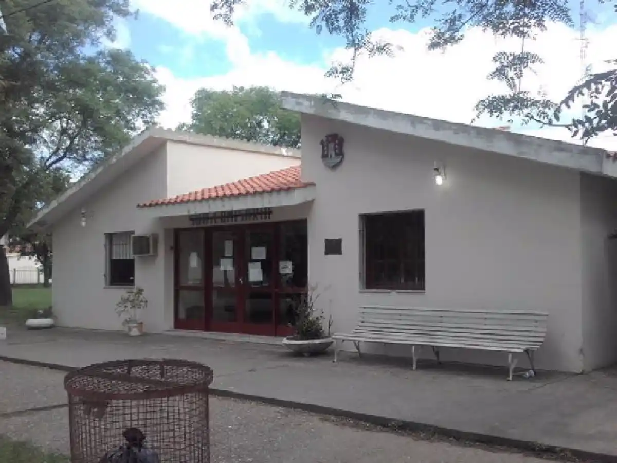 En Laspiur golpearon a un joven para robarle