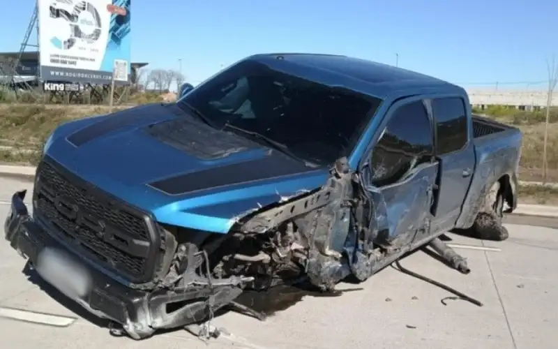 Investigan el choque de la camioneta del jugador de Central Gastón Ávila en zona noroeste: desmiente haber conducido