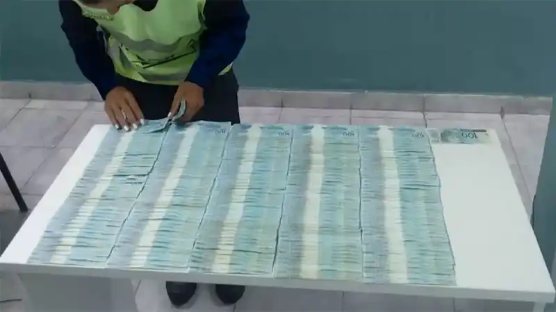 Ingresaban con 40.000 reales a Entre Ríos y se los incautó la Policía