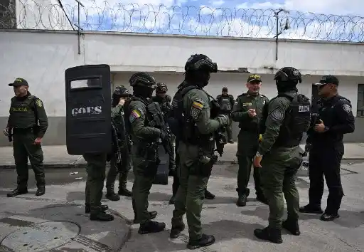 DISTURBIOS Y TRASLADOS marcan la pauta tras asesinato del director de la cárcel La Modelo