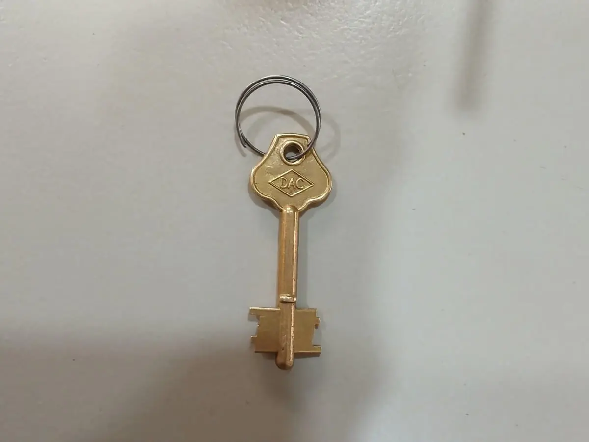 Llave encontrada en calle Belgrano