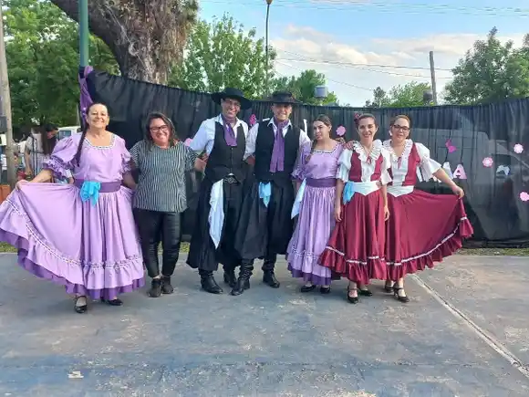 El Barrio San Cayetano celebró el Día de la Madre con un exitoso evento solidario