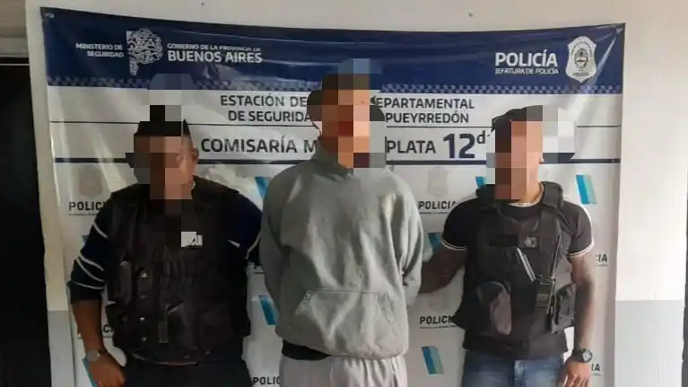 El caso se remonta al 2 de noviembre, cuando tres delincuentes armados irrumpieron en la heladería ubicada en Colón y Tres Arroyos.