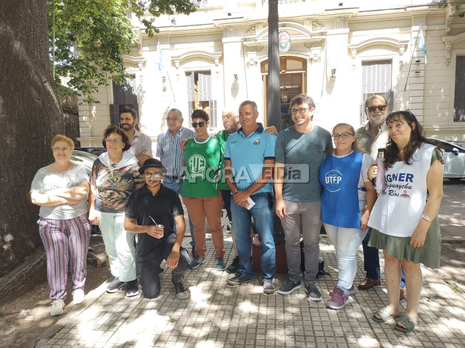 En Gualeguaychú se plegaron al paro en contra de la Ley Ómnibus de Milei