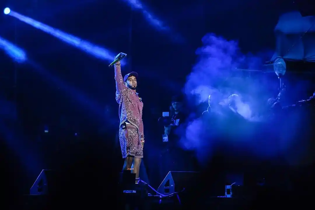 Anuel AA y J Quiles se presentaron en un Musi-k Fest plagado de desorganización