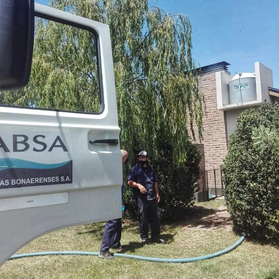 Descuentos en tarifas de ABSA a usuarios afectados por los cortes de agua en Bahía Blanca