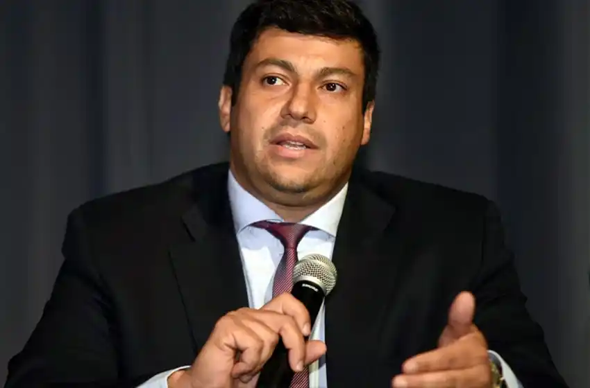 Chumpitaz sobre los cuidacoches: «Hay mafias organizadas que extorsionan y aprietan a los ciudadanos»