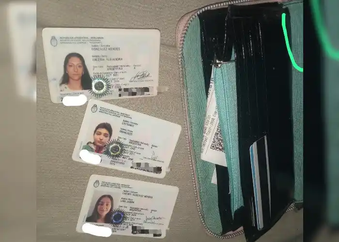 Billetera encontrada de Gonzalez Mendes
