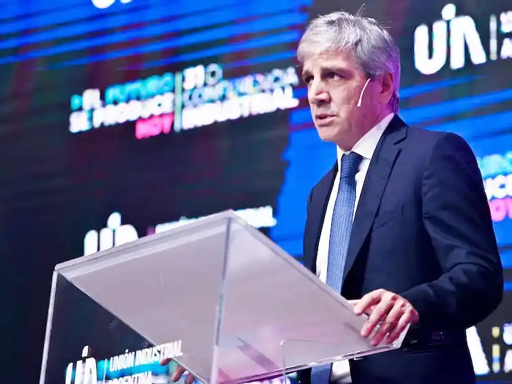 El Gobierno volvió a tener superávit fiscal en octubre, que ya acumula un 0,5% del PBI en lo que va del año