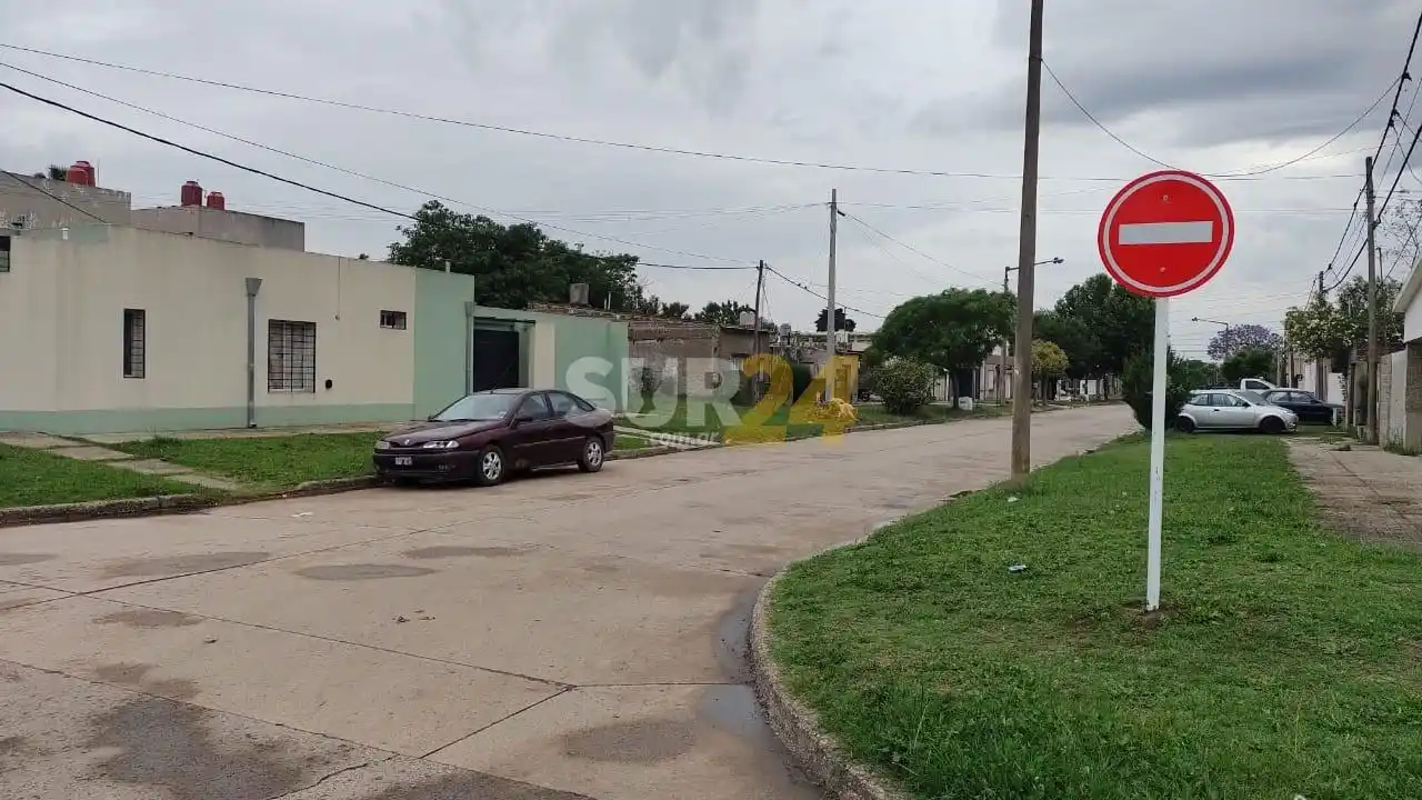 Sentido único de circulación de calle Islas Malvinas, entre Chaco y Martí