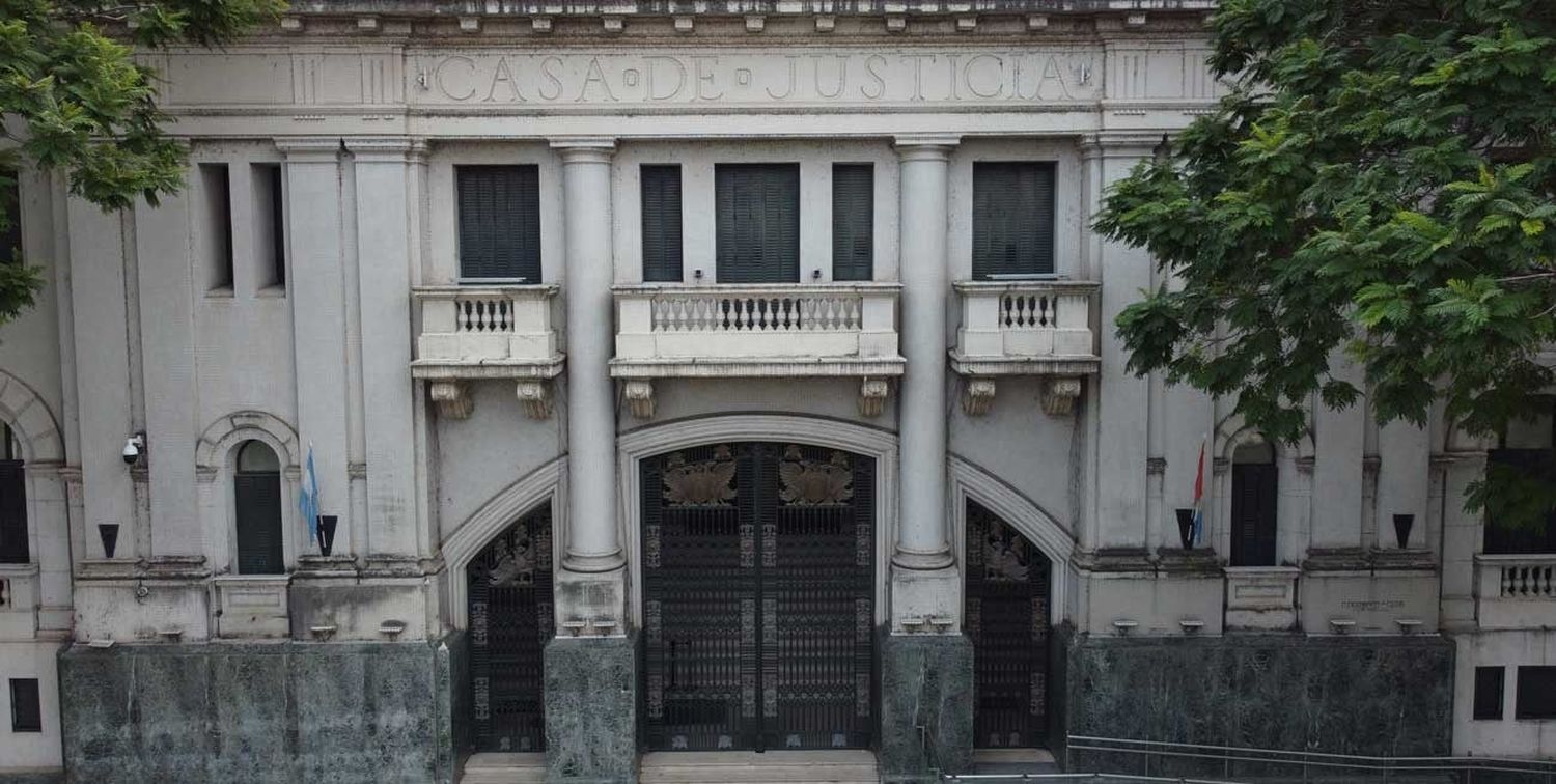 La sede de los Tribunales de Santa Fe, vista desde el drone de El Litoral. Foto: Fernando Nicola