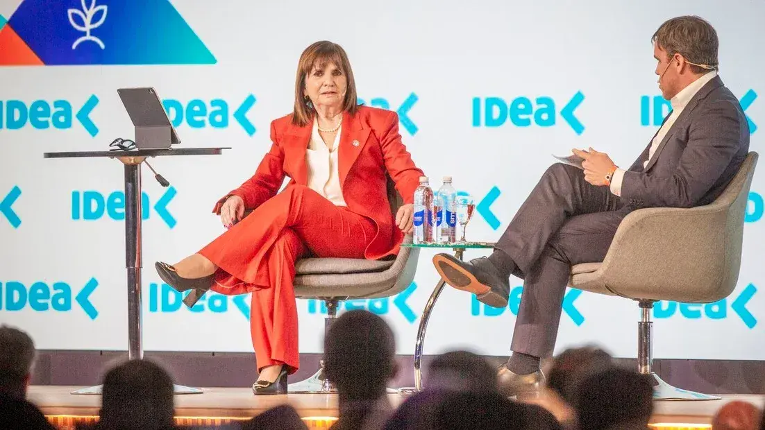 Bullrich pidió “mayor velocidad” para que el proyecto pueda “reelegir”.