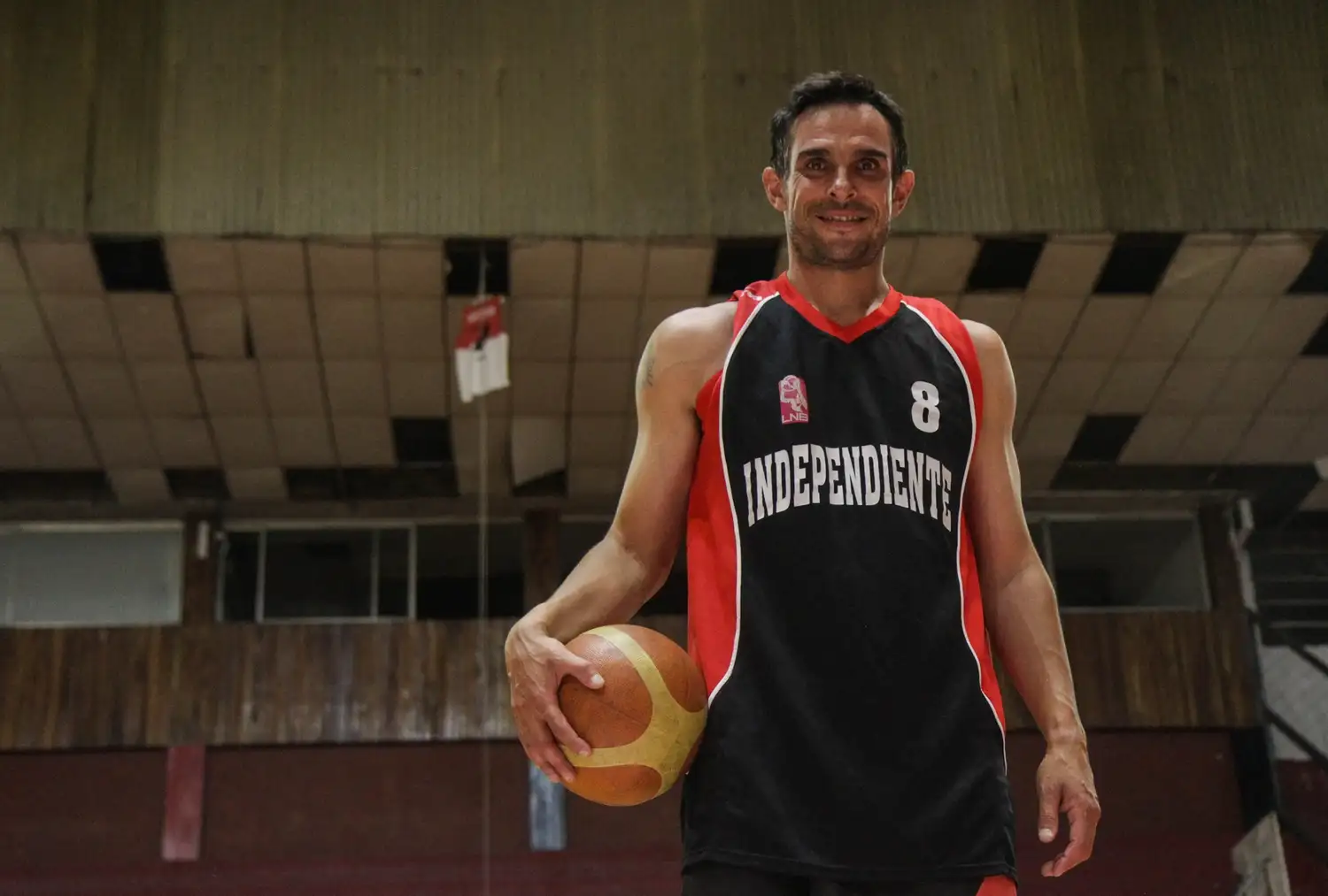 Hartstock fue homenajeado por el rojinegro. (Foto de Mariano Dadiego).