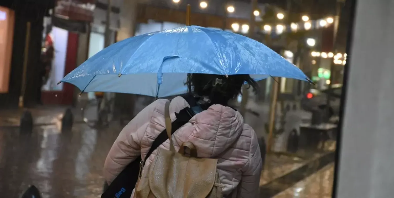 Alerta meteorológico por tormentas fuertes para tres provincias argentinas