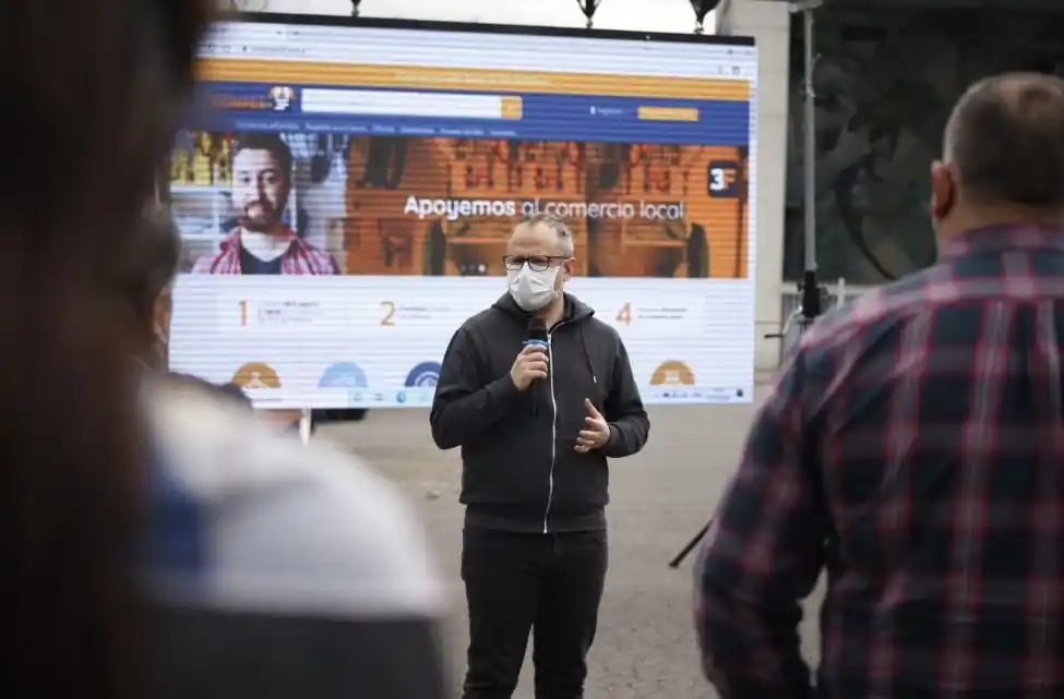 Tres de Febrero lanza un mercado virtual para comerciantes locales