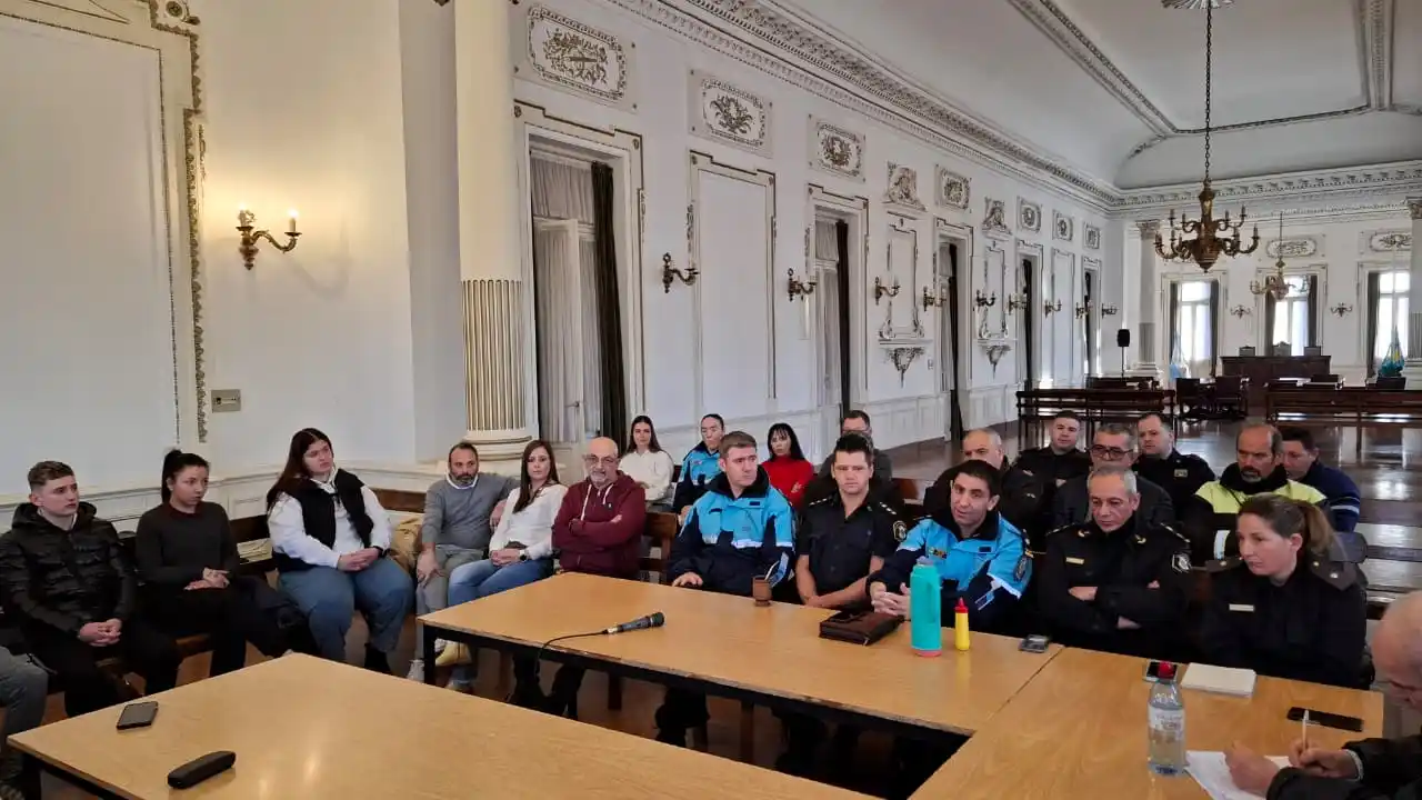 Encuentro en la mesa de Gestión Salud Mental: Un trabajo conjunto entre salud y seguridad