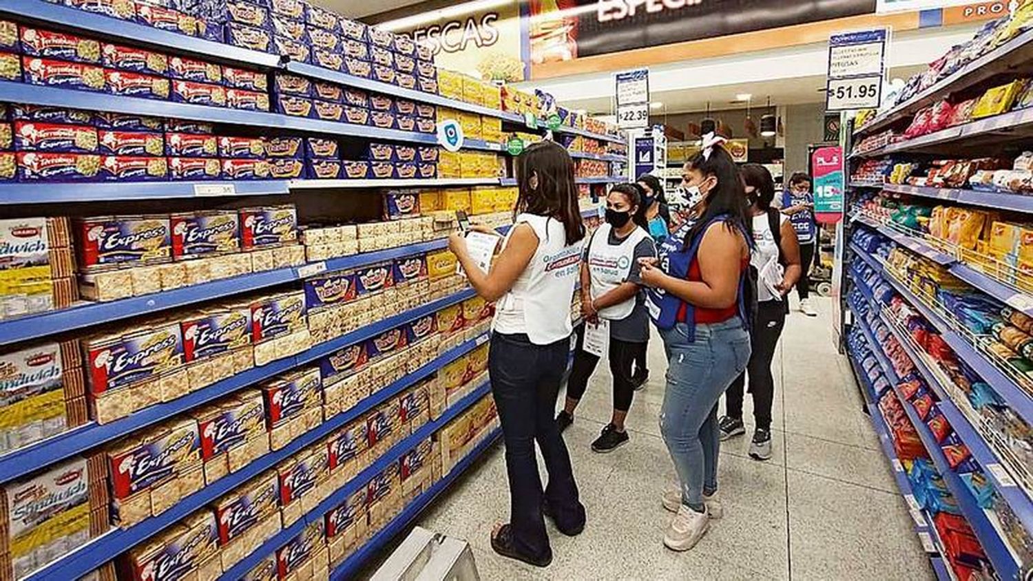 Las ventas en supermercados vuelven a
caer y cierran el primer semestre a la baja