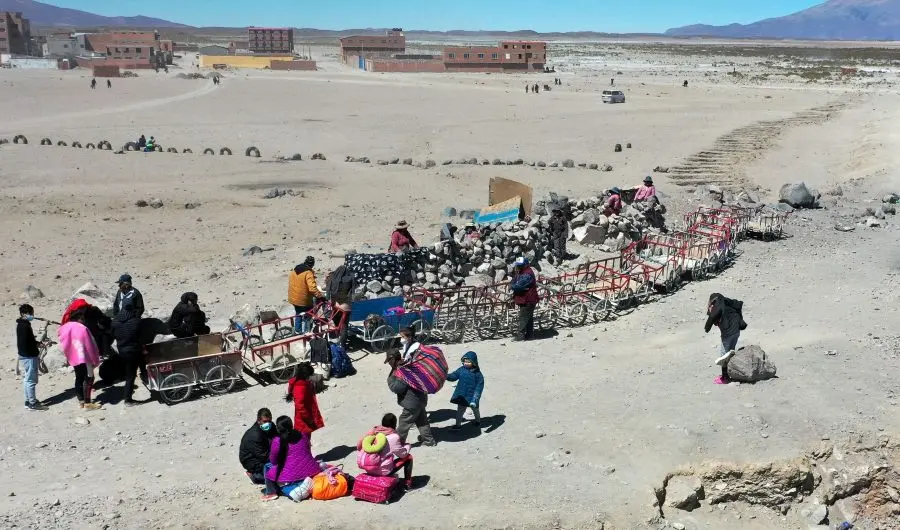 Bolivia llama a Chile y a Venezuela a un diálogo para abordar la crisis migratoria