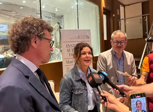 El Instituto Superior de Arte sede Mar del Plata cerró su Ciclo Lectivo 2025 en el Teatro Tronador BNA