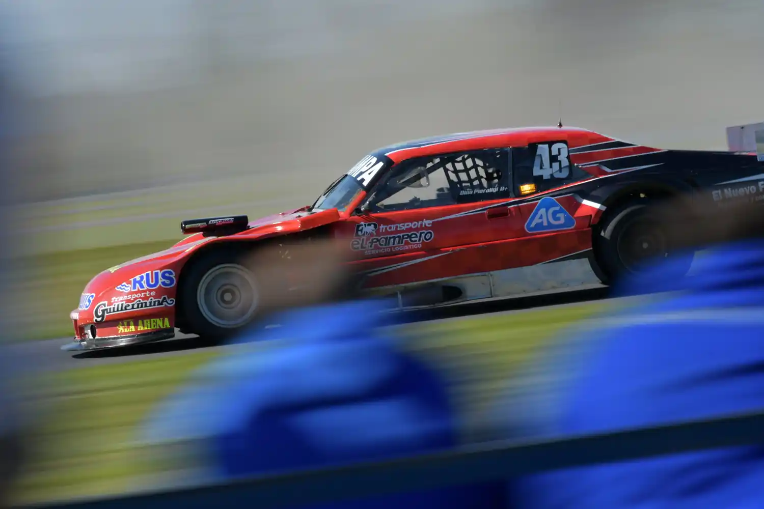 Nuevas excepciones del aislamiento: Vuelven el automovilismo y los eventos deportivos internacionales