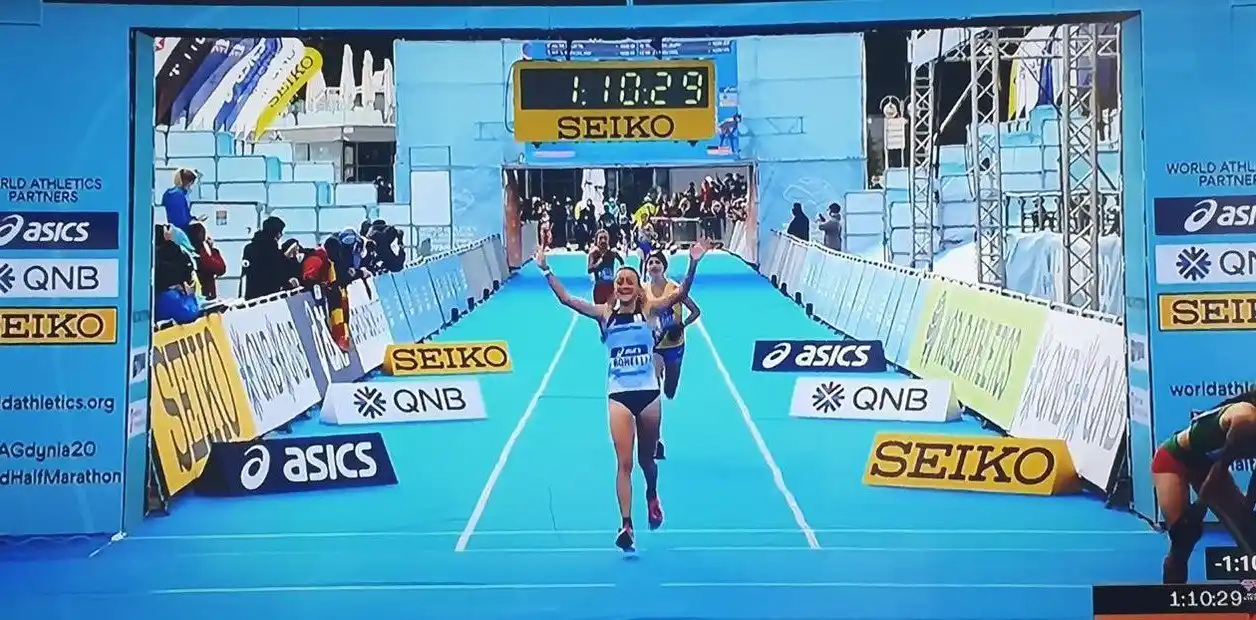 Florencia Borelli se destacó en el Medio Maratón de Polonia