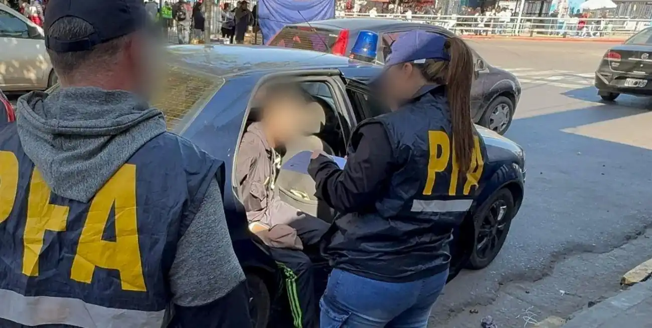 "Dios no perdona": la Policía Federal atrapó a un sujeto robando en una iglesia de Buenos Aires