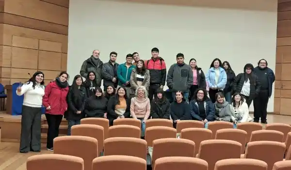 Andrea Aguirre en la Vieja Estación: La narración es un arte vivo que renace cada vez que se cuenta una historia