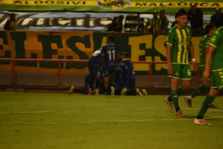 Atletico se trajo un triunfo importante desde Mar del Plata