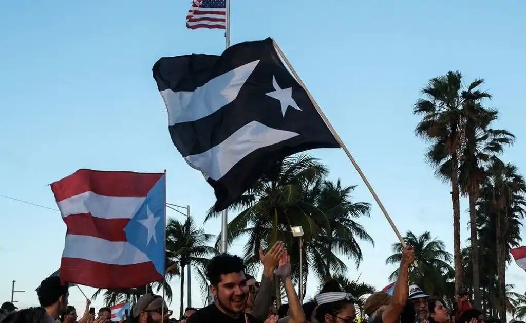 Puertorriqueños votaron a favor de convertirse en un estado de EE.UU.