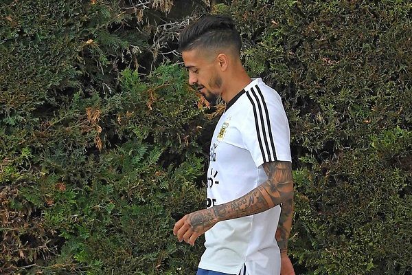 ¿Enzo Pérez o Pizarro?: Sampaoli decidirá mañana el reemplazante de Manuel Lanzini