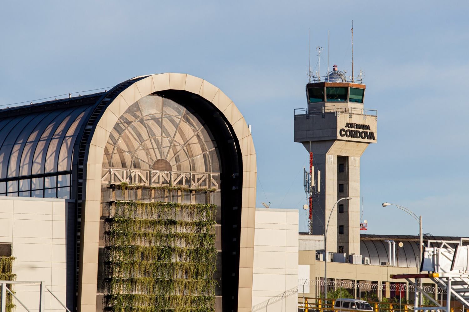 Colombia: El aeropuerto José María Córdova de Medellín incorporó un centro de testeos de Covid-19