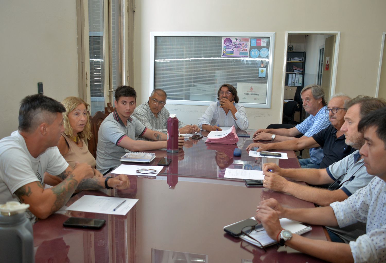 Los integrantes de la Comisión de Transporte convocaron a los representantes de las empresas de colectivos a una reunión.