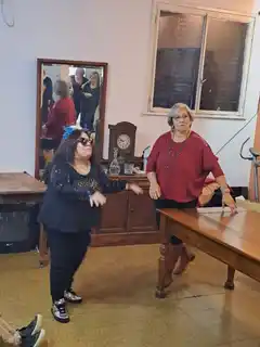 El grupo de teatro de la Secretaría de Jubilados de AGMER Gualeguay se presentó en el hogar de ancianos