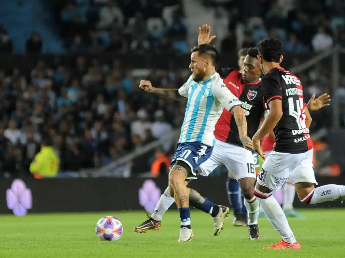 Racing tropezó como local