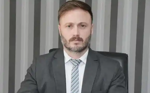 Controversia en la UCR de Entre Ríos. La impugnación de Azcué desata fuertes críticas internas