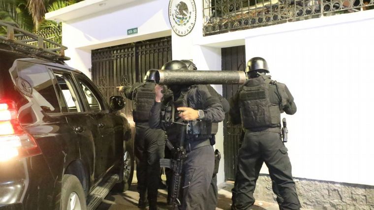 México rompió relaciones con Ecuador