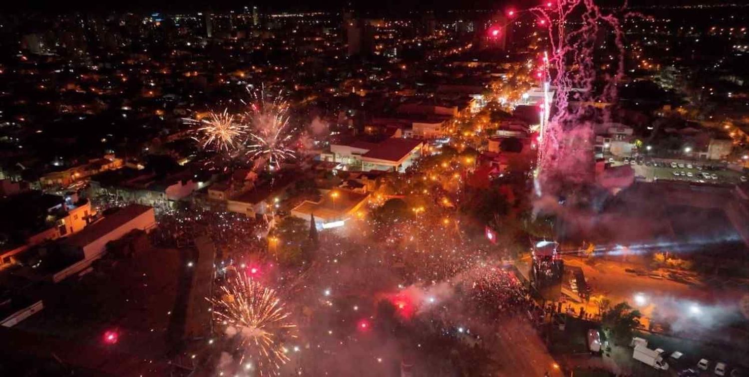 Colón celebrará sus 118 años con una caravana, fuegos artificiales y la Copa del Mundo