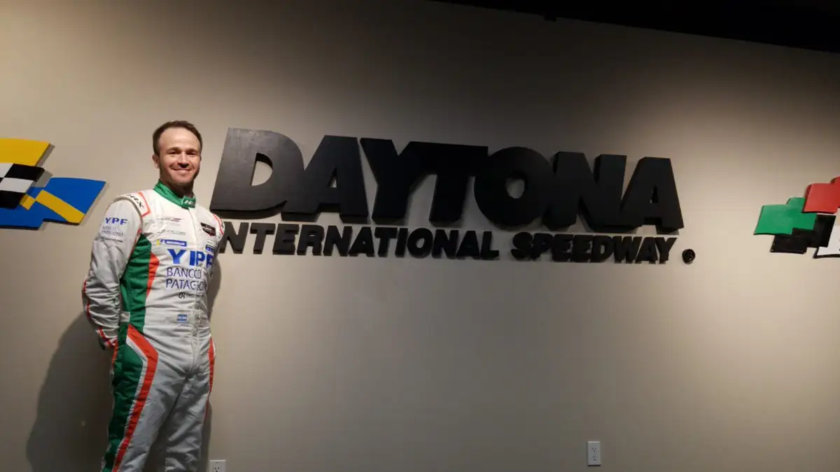 Canapino empezó bien su incursión por Daytona