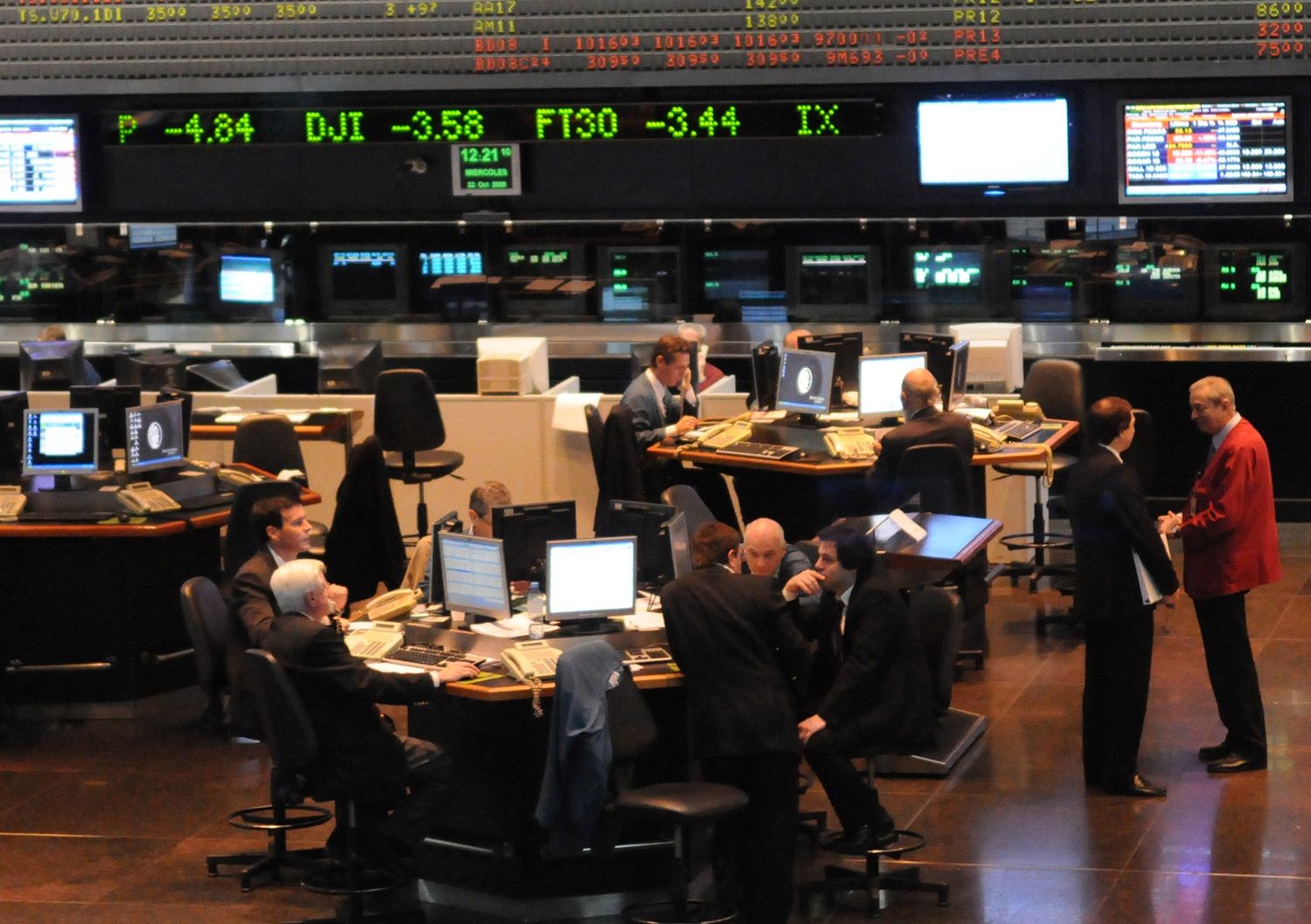 Bonos argentinos suben hasta un 7,5%