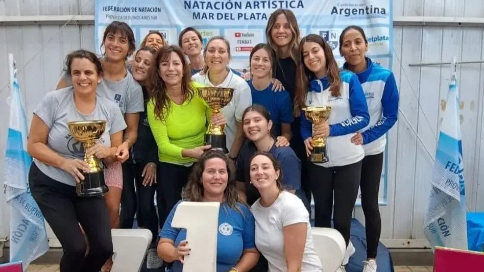 El Club Atlantis se llevó el segundo puesto en el Campeonato República de Natación Artística