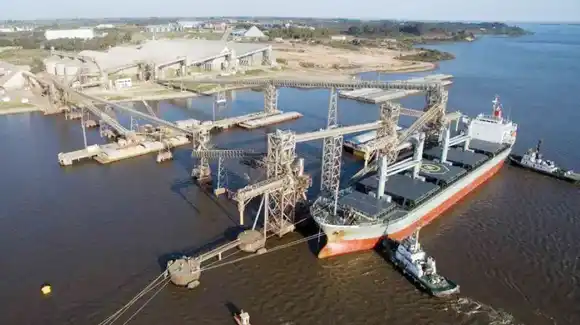 El Presidente de Ente Autárquico exige la continuidad del dragado del río Uruguay