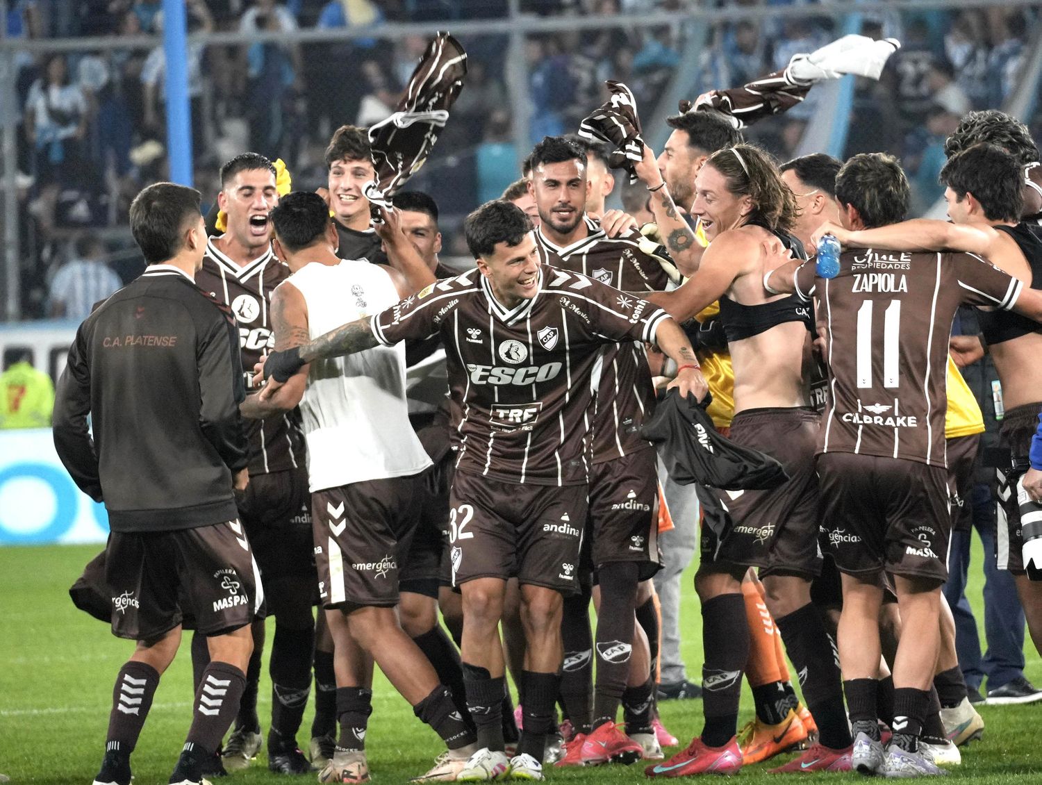 La efectividad de Platense le dio un duro golpe a Racing