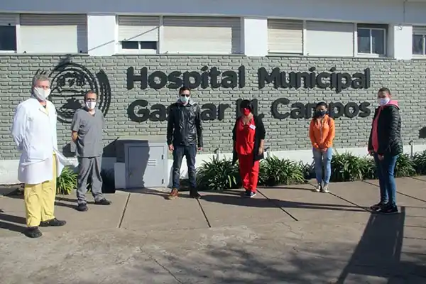 Alumnos de emergentología  al servicio de Lobería