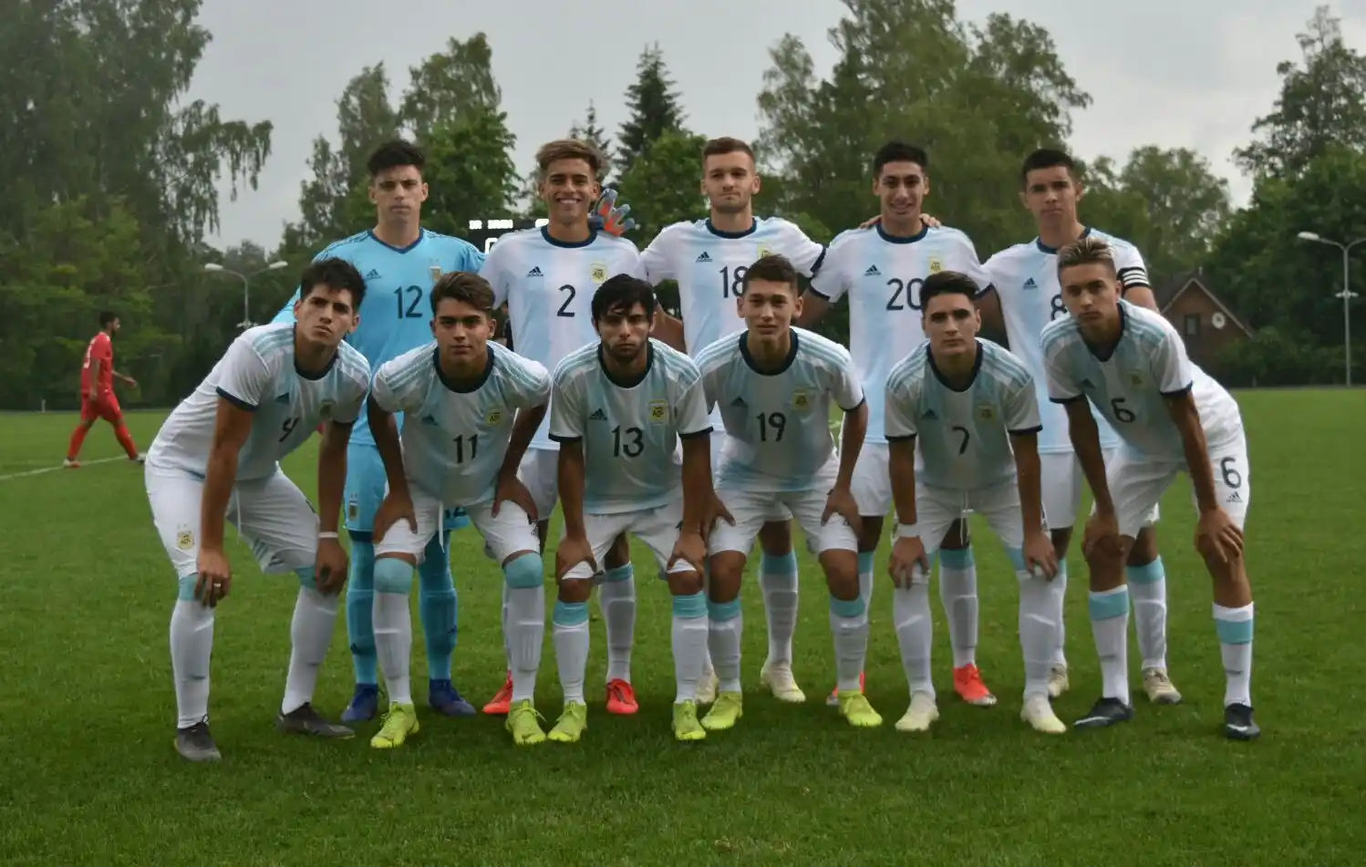 Yoel Juárez fue titular ante Irán