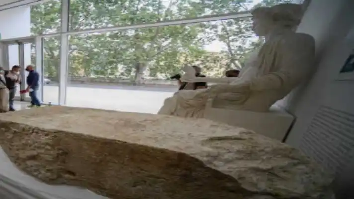 DEL EMPERADOR CLAUDIO: hallan una de las piedras que marcaban el límite sagrado de la antigua Roma