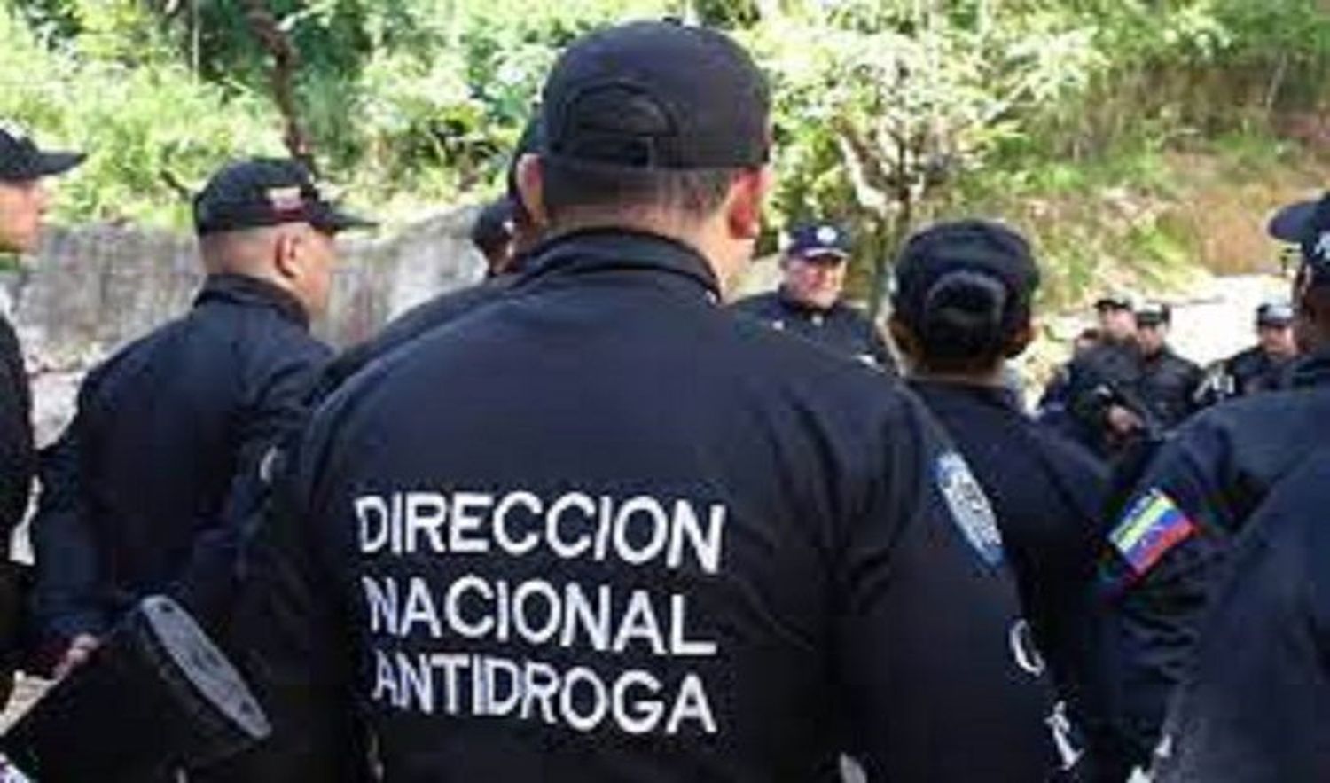 ¡DOS GNB DETENIDOS! Incautan cocaína líquida en La Guaira