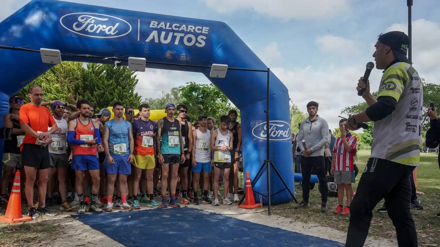 Largada. Federico Santibáñez y las palabras previas al comienzo de la competencia