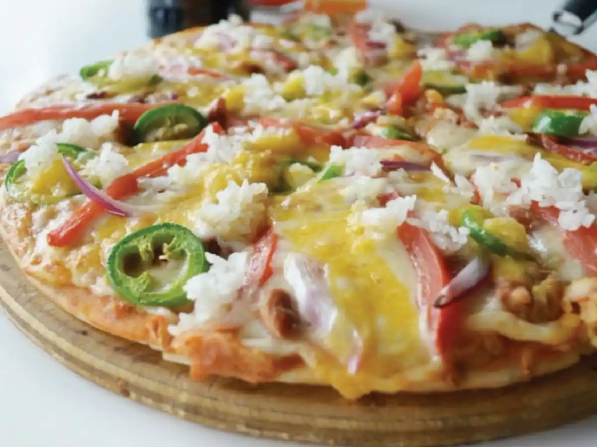 Larga dos noches con descuentos especiales en pizzas