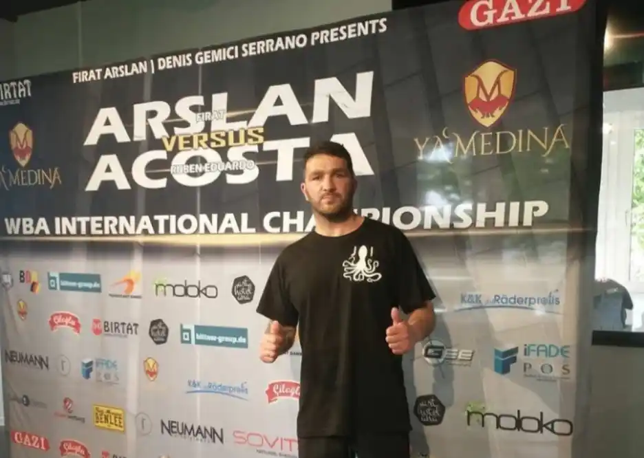 “Siru” Acosta dio el peso y espera por Arslan