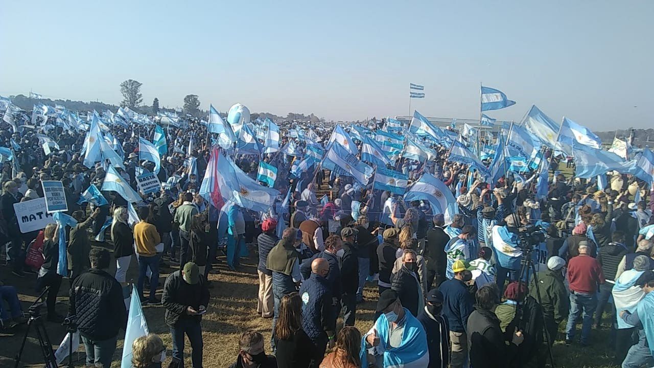 Con la presencia de ruralistas de Gualeguaychú, el campo protesta contra el Gobierno en San Nicolás
